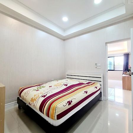 Baan Sasithorn Huahin Villa Exteriör bild